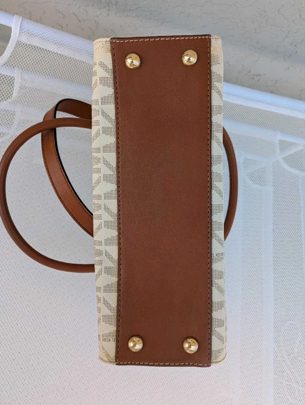 Michael Kors Hamilton Monogram Satchel - White/Tan - Super Clean